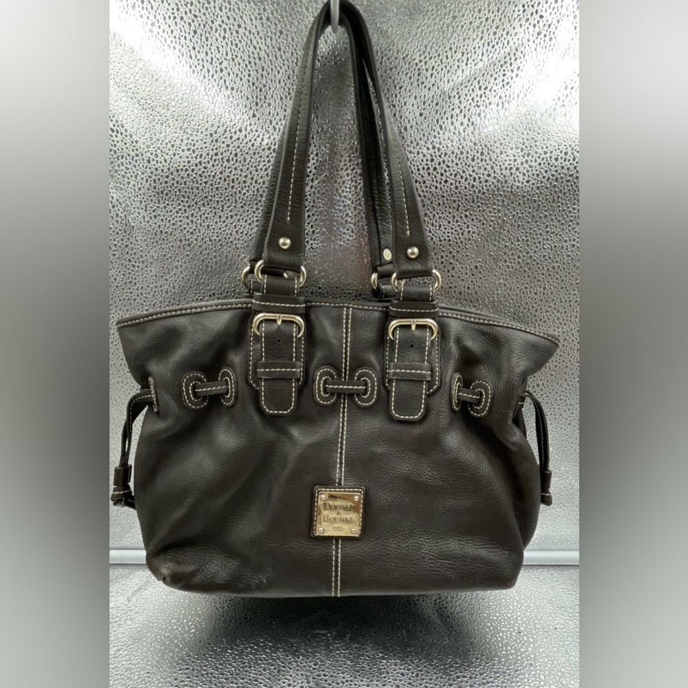 Dooney & Bourke 100% Leather Shoulder Bag
